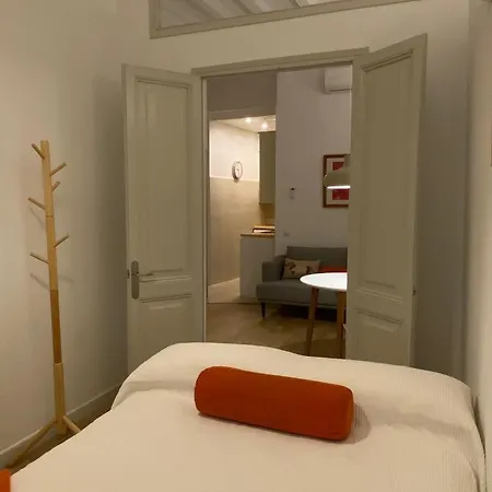 Ramblas Bcn Lägenhet *